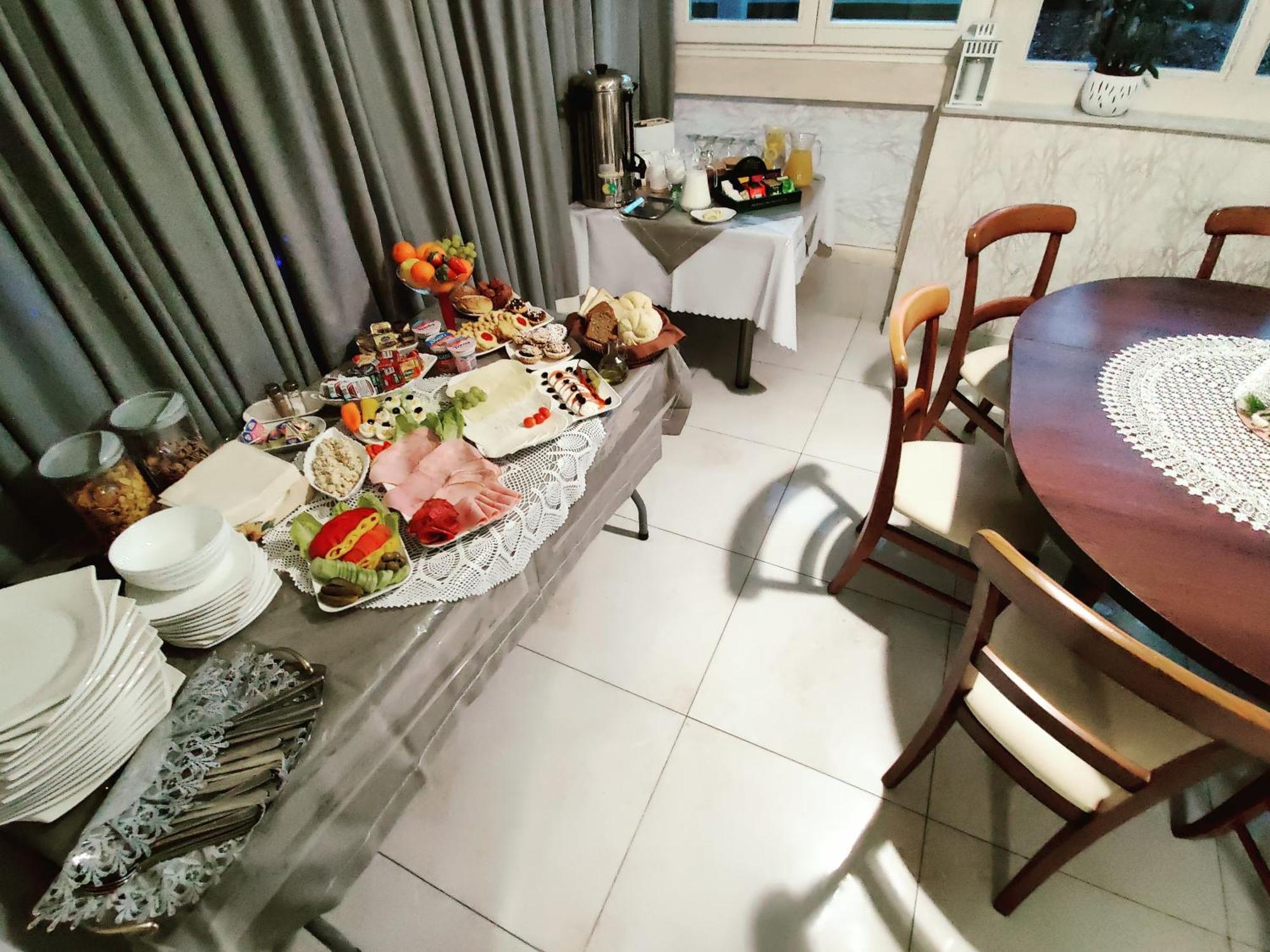 Hotel Finezja Свидник Экстерьер фото